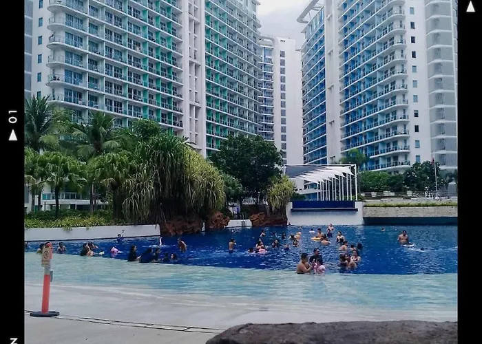 Azure Staycation, Paranaque Hotel